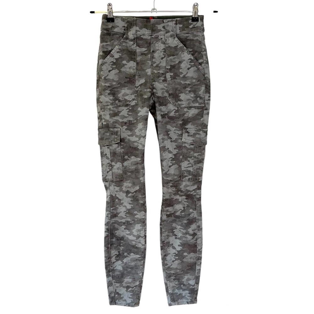 Spanx Stretch Twill Shaping Slimming Ankle Cargo Utility Pants Stone Wash Camo